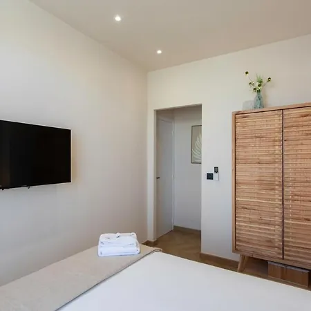 Appartement #52 Etoile ,central, Balcony, Ac-5 Min P Massena Nice
