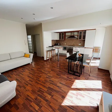 Hyper-centre, Air-conditioned With Balcony * Nizza