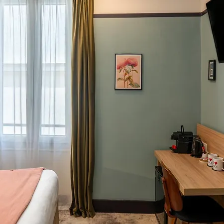De France, Un Ammi Hotel