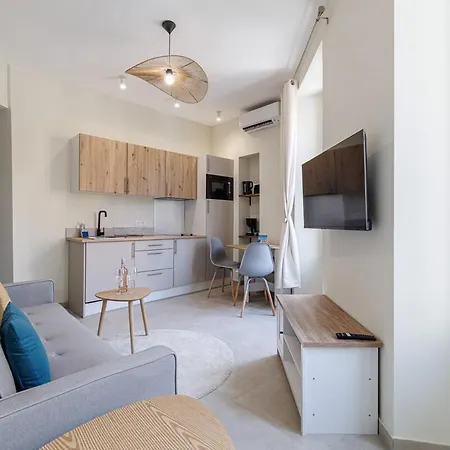T2 Situe Au Centre-ville De ניס