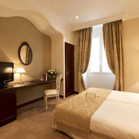 West End Promenade 4*