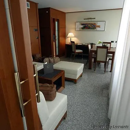 Hotel Goldstar & 4*