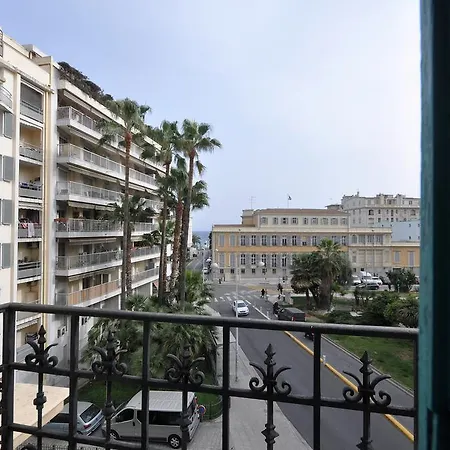 Carlone Hotell
