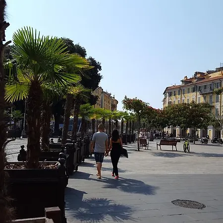 L'esplanade * Nizza