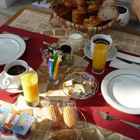 Hotel Logis Victorine 2*