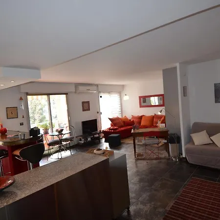 Rouge Indien Apartment *