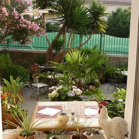 Hotel Logis Victorine