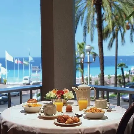 Mercure Promenade Des Hotel 4*