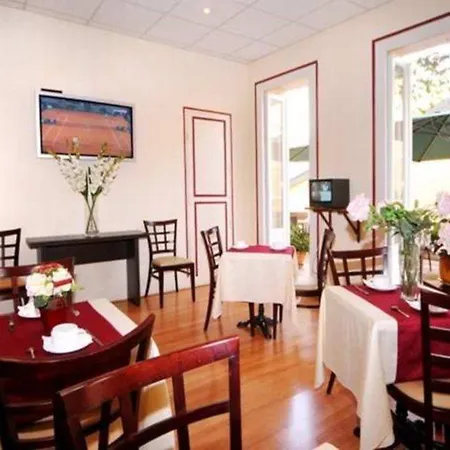 Lepante Hotell
