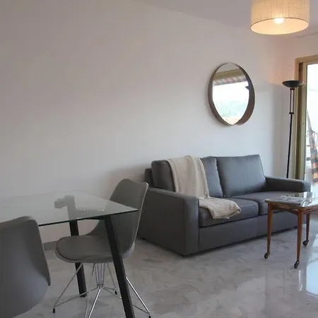 Happy Few Le Renaissance Apartment *