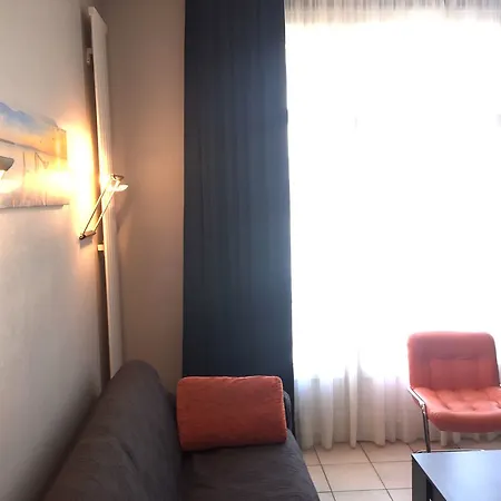 拉马丁住宿公寓式酒店 -