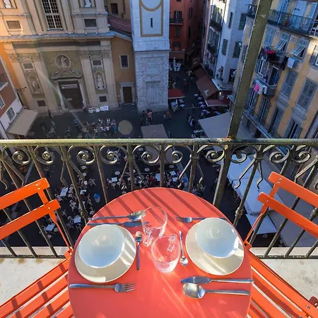 Ross 5- F2, Lumineux, Balcon, Loft, Clim, Vieux-nice Apartman