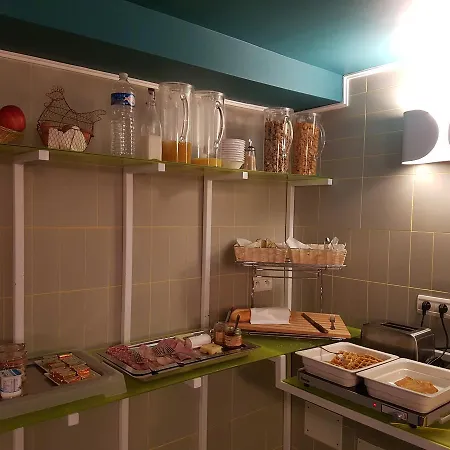 Les Cigales 3* Ницца