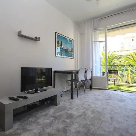 Rue De France Apartment *