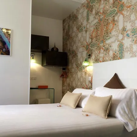 Rose Hotell
