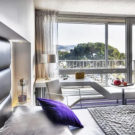 Mercure Promenade Des