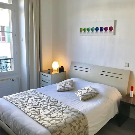 拉马丁住宿公寓式酒店 - 尼斯