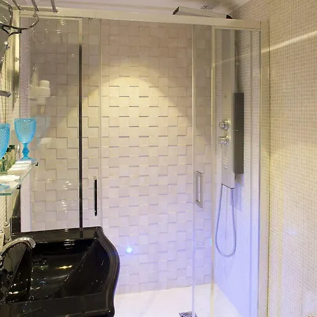 Le Meurice Отель 3*