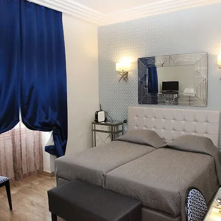 Le Meurice Отель 3*