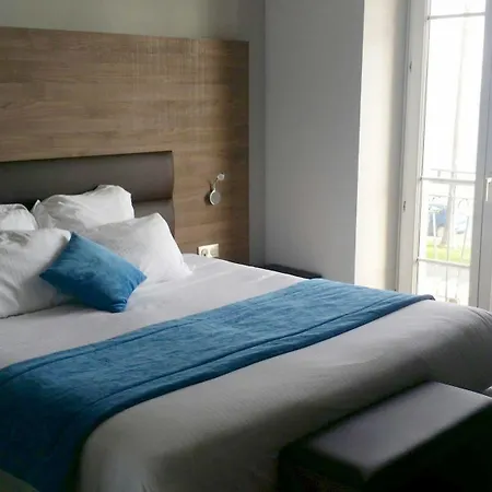 Flots D'azur Promenade Des 3*