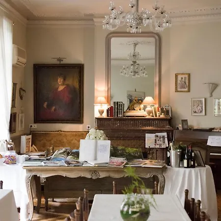 Rivoli 3*