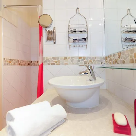 Mini Miro Five Stars House Nicea