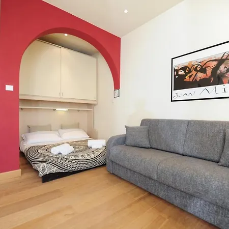 Apartament Mini Miro Five Stars House