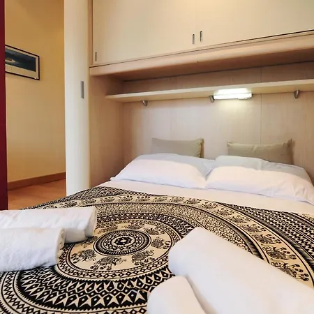 Apartament Mini Miro Five Stars House *