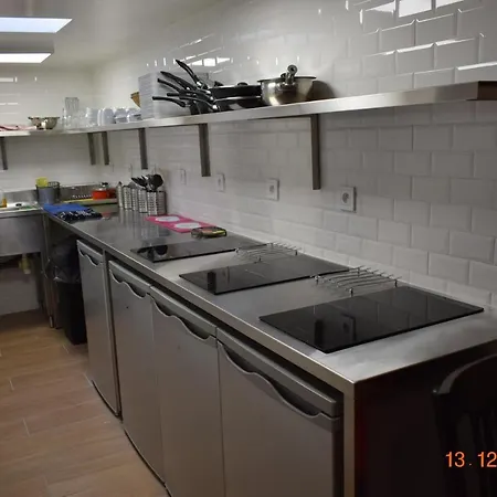 Lyonnais Hostel