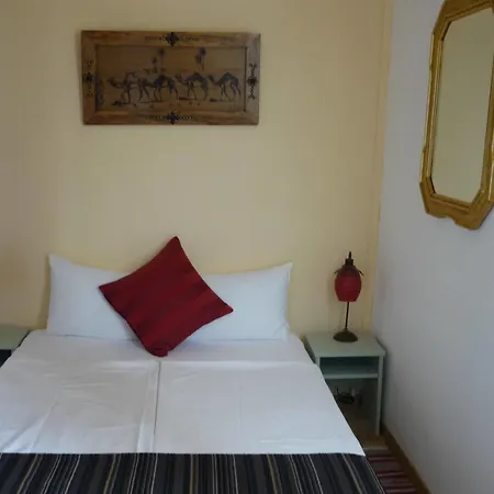 Hotel Logis Victorine 2*