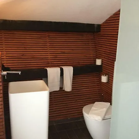 Bed & Breakfast With A Vue Nice