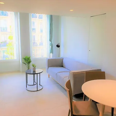 Baie Des Anges Duplex 205 Apartment *