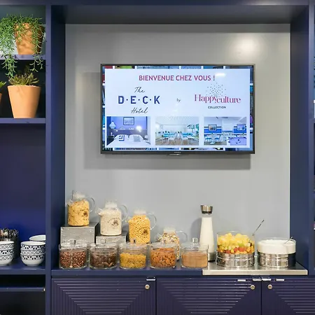 Hotel The Deck By Happyculture