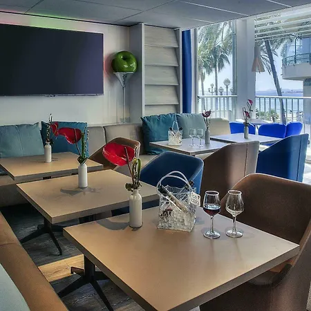Mercure Promenade Des 4*