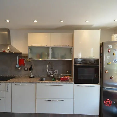 Apartment Rouge Indien