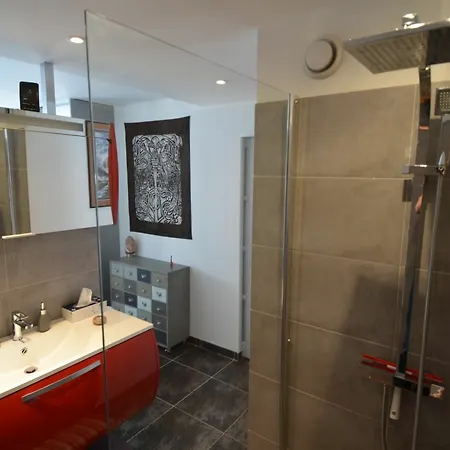 Apartment Rouge Indien *