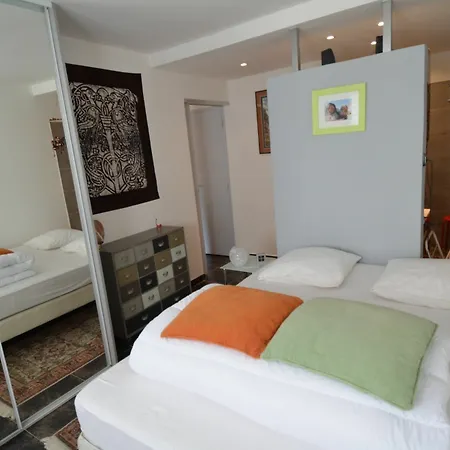 Rouge Indien Apartment Nice