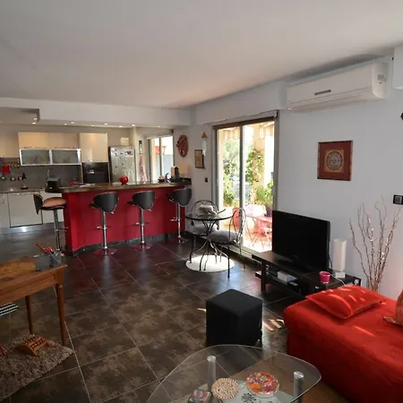 Rouge Indien Apartment Nice