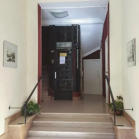 Appartement Center Nice,1 , 2 Balcons *