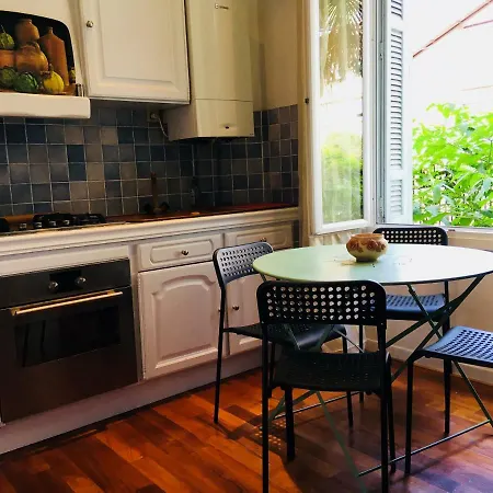 Mimosas Apartment *