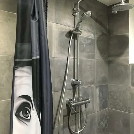 33 Apartment