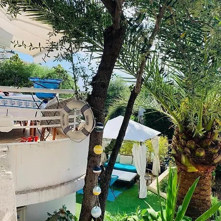 Villa Iris Niza