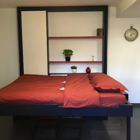 33 Apartment