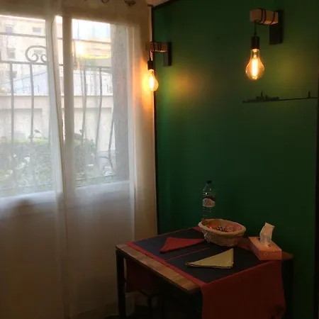 Apartment 33