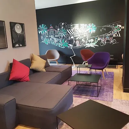 Ξενοδοχείο Campanile Aeroport 3*