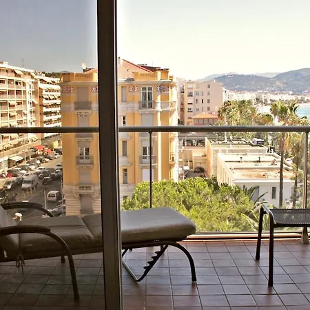Radisson Blu 4*