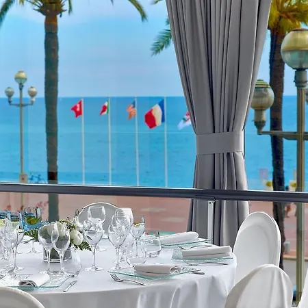 Le Meridien Hotel