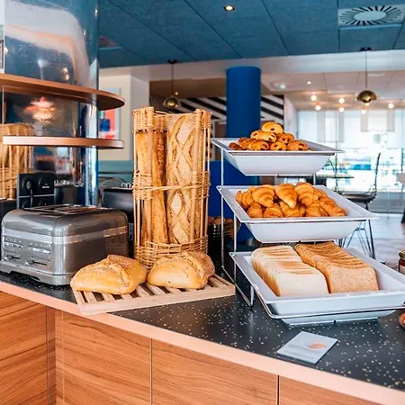 Ibis Styles Aeroport Arenas Szálloda 3*