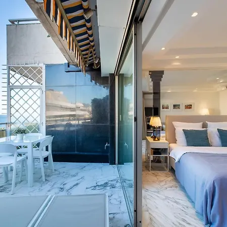 Royal Promenade Pool Terrace With Sea View Appartamento