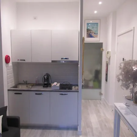 Le Ptit Niçois Sur Le Port Appartement Nice